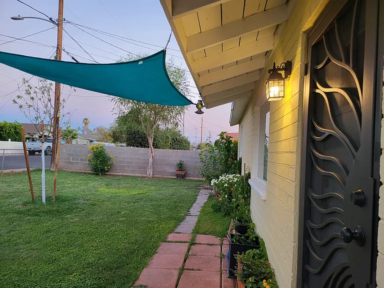 1040 N 27th Pl — Photo 142