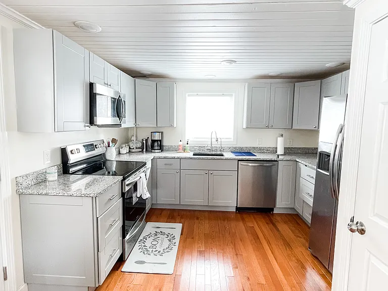 85 Anglers Rd — Photo 6