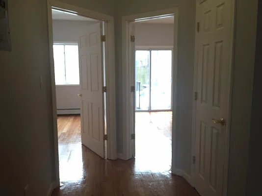 Rented by MNS | media 6