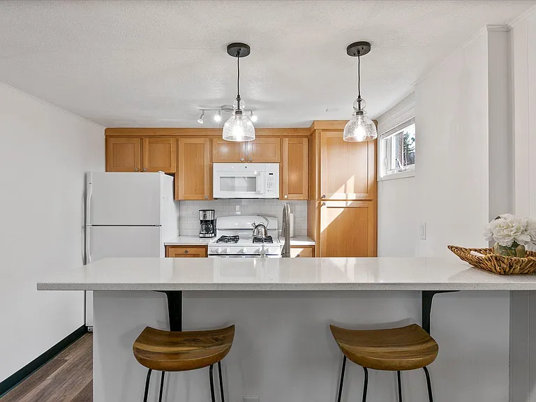 1208 S Elm St #A — Photo 20