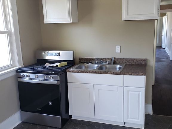 2nd image of 1113 Carolina Ave #3