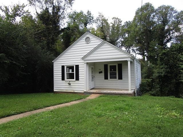 1st image of 1310 Oakgrove Ave