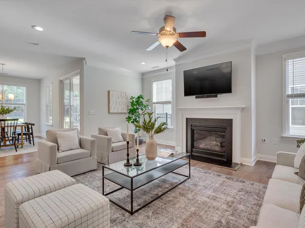 1204 Pondfield Way, Durham, NC 27713