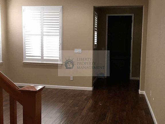 2nd image of 456 N Montebello St