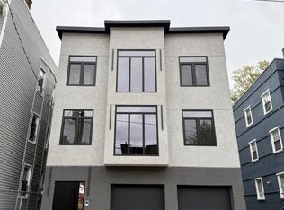 376 21st St, Irvington, NJ 07111