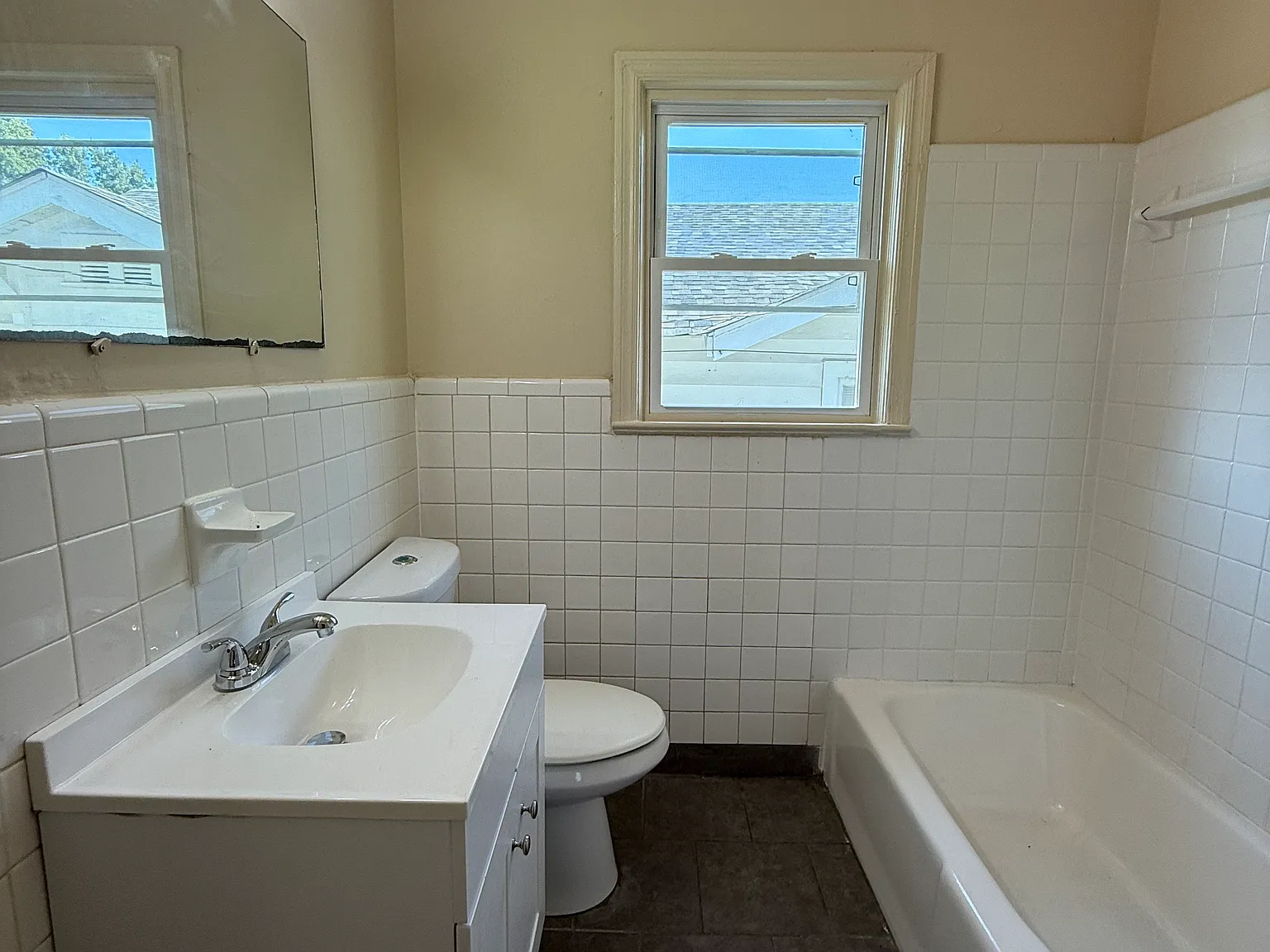 3 bed, 1232 sqft, $1,200 — Photo 3
