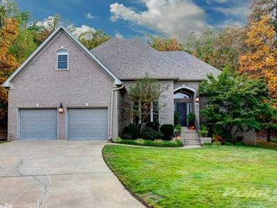 2 Arles Dr, Little Rock, AR, 72223