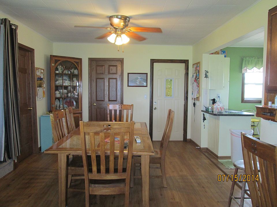 2nd image of 2215 Estate Ave