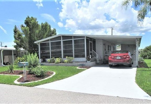 4th image of 76 Lakeview Dr