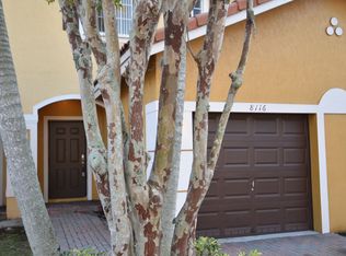 8116 SW 17th Ct, Pompano Beach, FL 33068