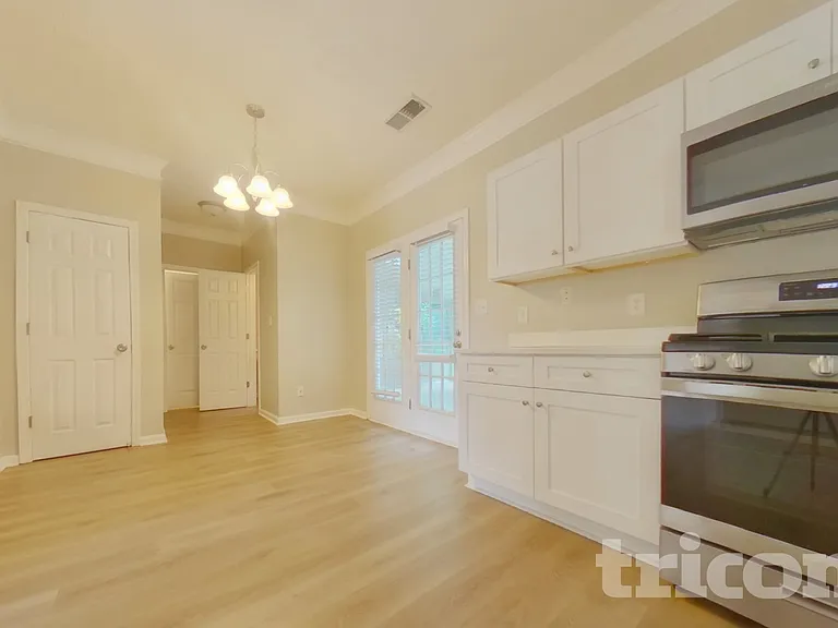 1728 Brandon Lee Way SW — Photo 6