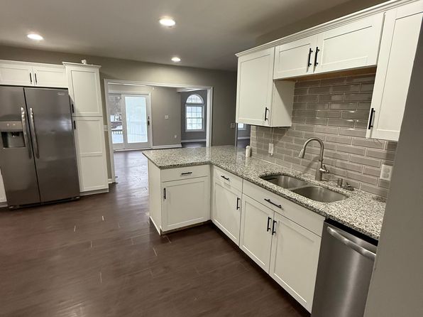 683 Pearsons Corner Rd