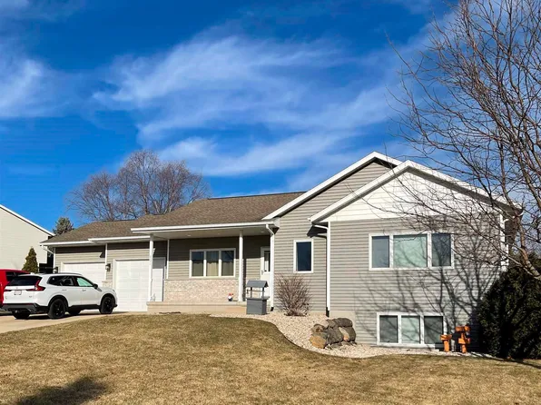 801 Nash Ln, Deforest, WI 53532