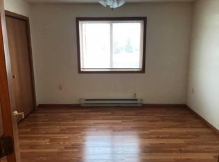 708 Angel Ct APT 16, Holmen, WI 54636