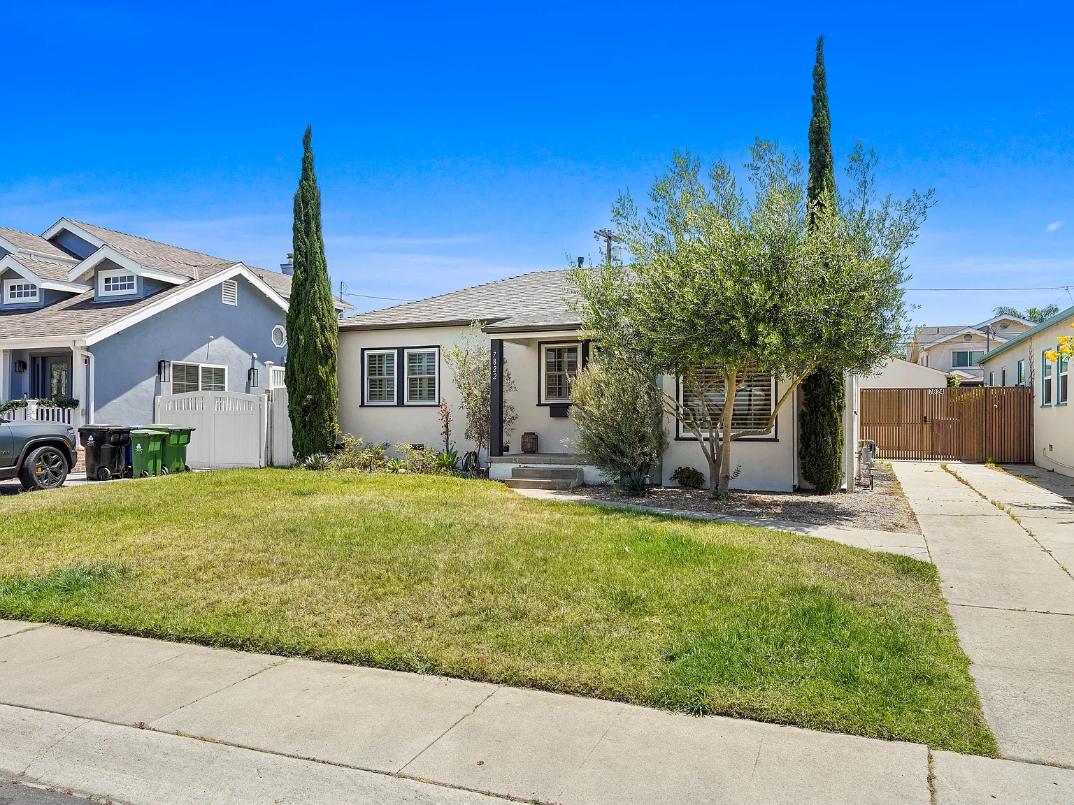 4 bed, 1890 sqft, $6,195 — Photo 4