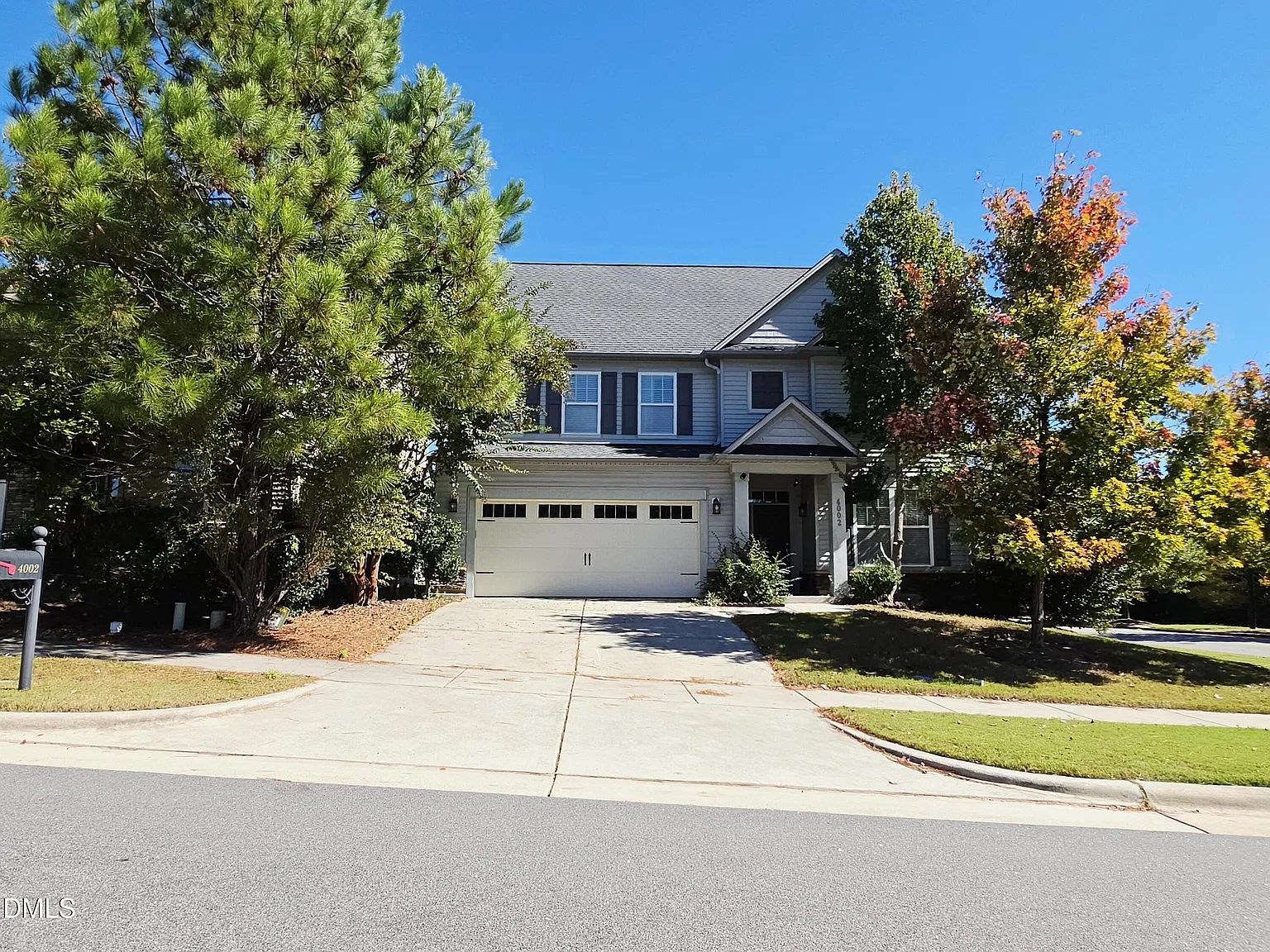 4 bed, 3.5 bath, 3002 sqft, $2,900 — Photo 1