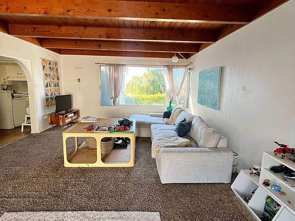 2nd image of 433 Arnett Ave