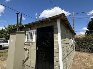 2330 1/2 Berkeley St, Bakersfield, CA 93305