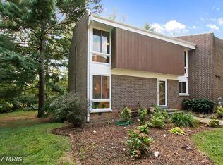 1743 Wainwright Dr, Reston, VA 20190