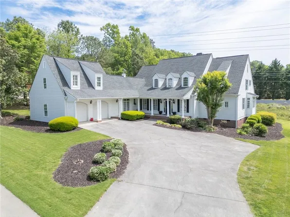 1803 Ryman Ridge Rd, Dalton, GA 30720