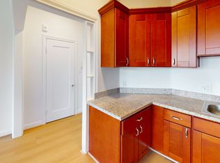 922 Fulton St #406, San Francisco, CA 94117