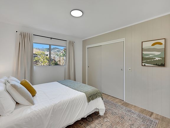 4th image of 535 N Cerritos Ave