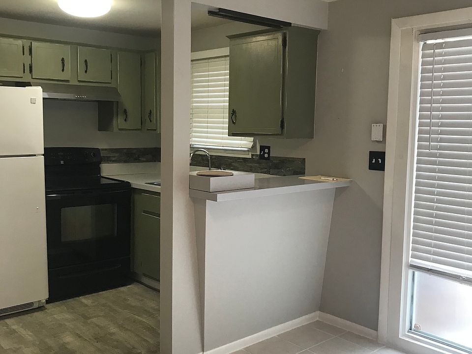 1st image of 657 Robbins Ave #59