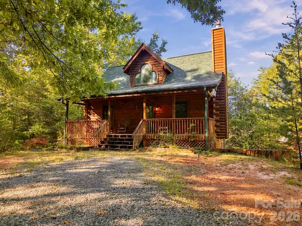 418 Piney Creek Dr, Lake Lure, NC 28746
