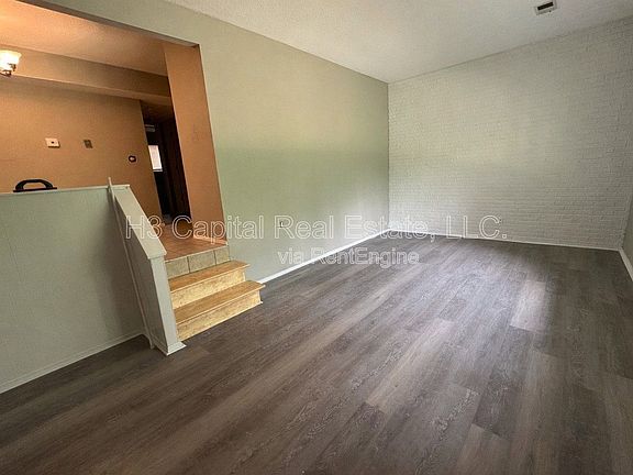 2nd image of 103C Woodhenge Dr #103C