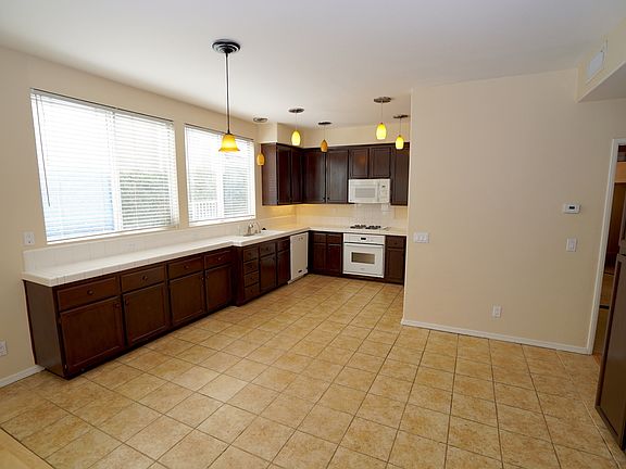 2nd image of 27518 Wellsley Way