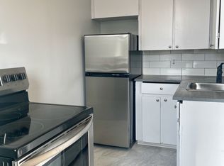 74 Hanna St W UNIT 9, Windsor, ON N8X 1C8