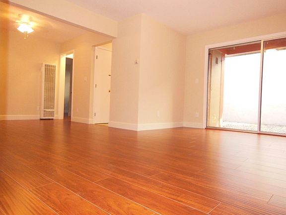 4th image of 475 Redwood Ave Unit 10