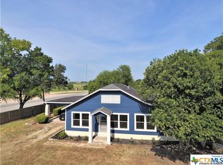 745 Highway 90 #E, Schulenburg, TX 78956