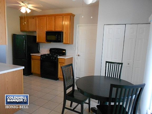 3rd image of 378 Kensington Dr