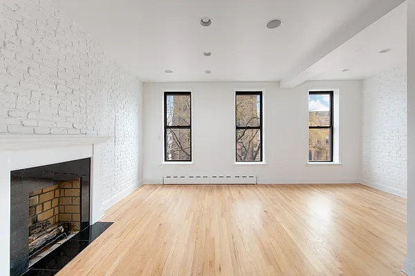 Sold by Compass | media 3