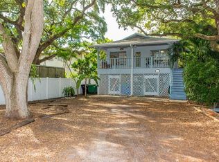 2705 W Leila Ave, Tampa, FL 33611