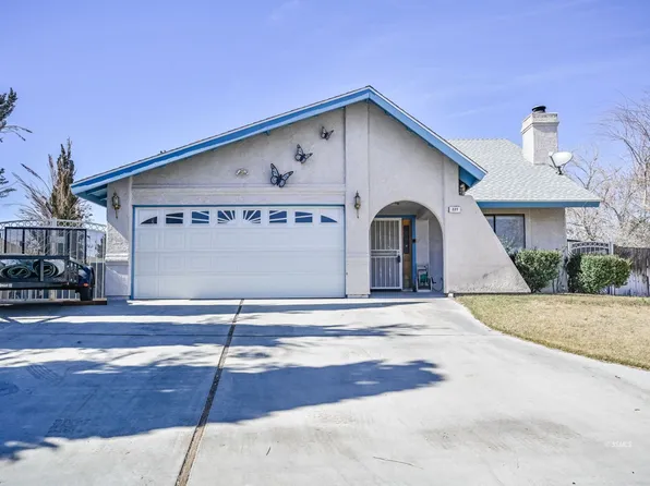 227 Kimberly Ln, Ridgecrest, CA 93555