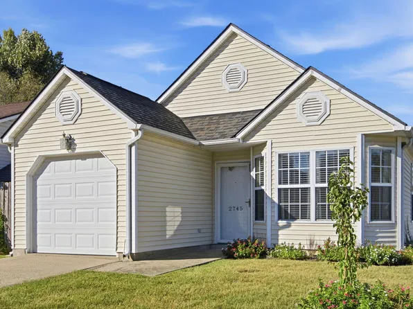2745 Chelsea Woods Ct, Lexington, KY 40509