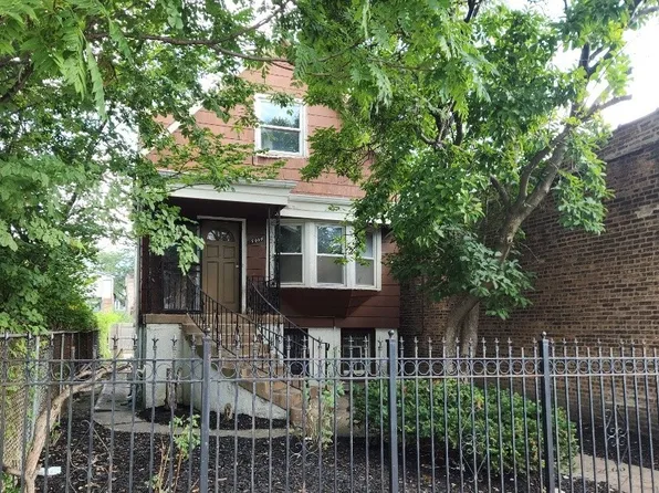 5464 W Division St, Chicago, IL 60651