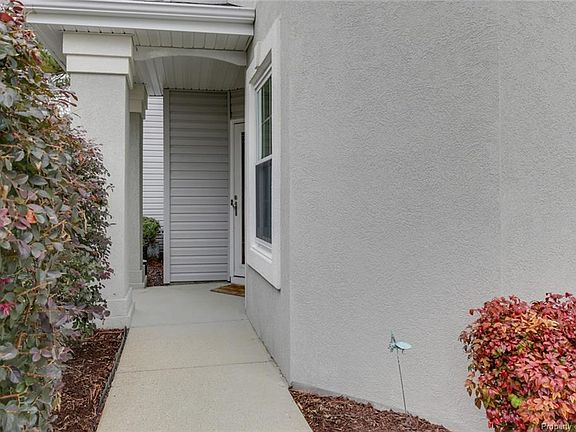 2nd image of 711 W Willow Point Pl