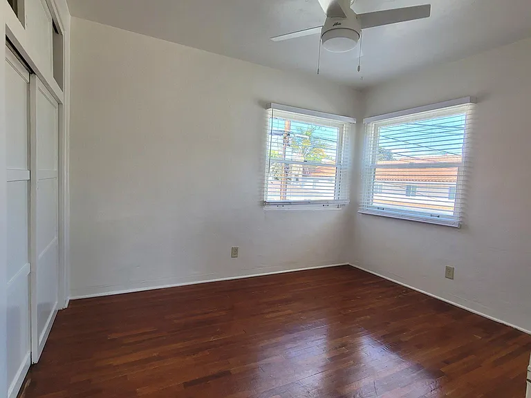 3724 Ingraham St #3724 — Photo 8