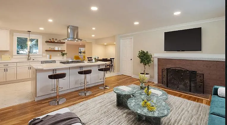10625 NE 137th Pl — Photo 7