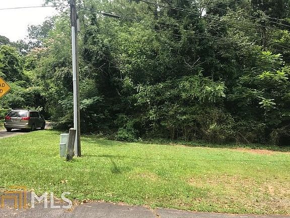 3rd image of 0 Centerview Dr