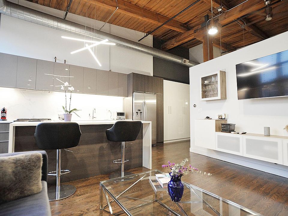 1st image of 2111 W Churchill St APT 303