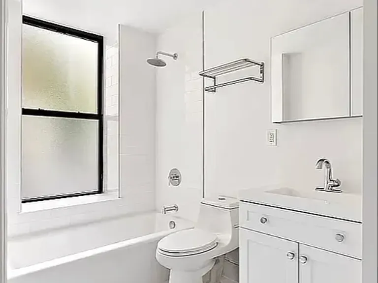 317 W 95th St #1C — Photo 6