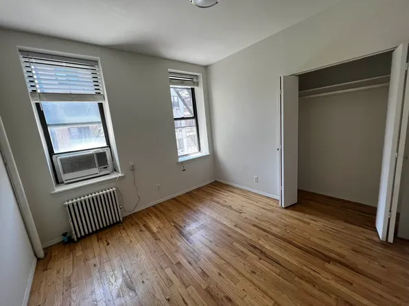 235 East 82nd Street image 1 of 5