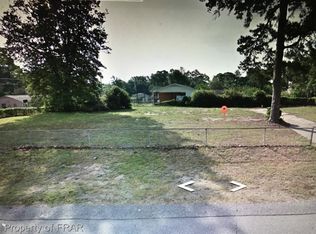 981 Wayside Rd, Fayetteville, NC 28314