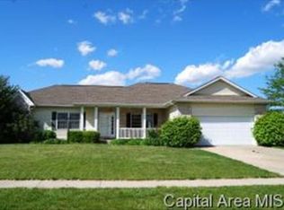 307 Eagle Ridge Dr, Chatham, IL 62629