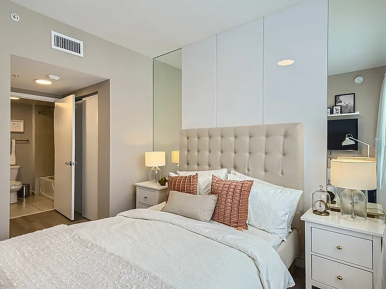 15350 SW 136th St - Web Quality - 017 - 19 Model Primary Bedroom
