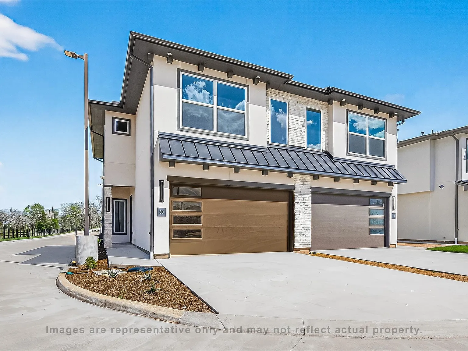 3 bed, 2.5 bath, 1502 sqft, $2,745 — Photo 2